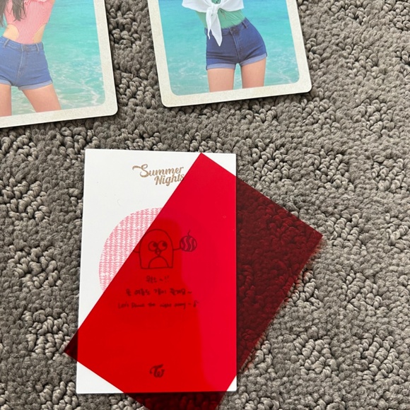 Twice Summer Nights Album and Extras - Picture 4 of 9